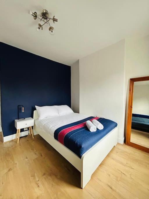 Apartmán Elegant House In Stratford Londýn Exteriér fotografie